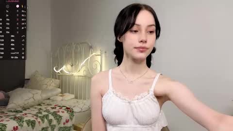 Lia  online show from March 2025 09:32:02 AM