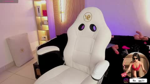 Liah online show from April 2026 01:42:02 AM