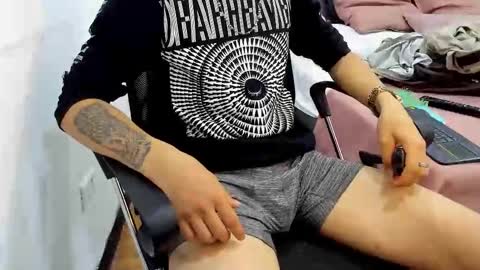 Snapshot of liam_adamms chatting on February 2026 08:32:02 PM Liam Adamms online show from February 2026 08:32:02 PM