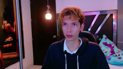 Snapshot of liam_green1 chatting on February 2026 12:20:02 PM liam_green1 online show from February 2026 12:20:02 PM