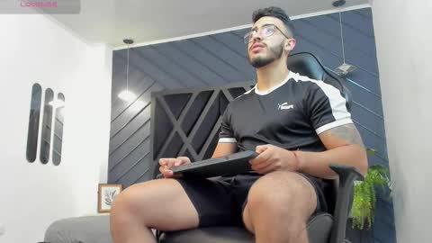 LIAM KLEIN online show from November 2025 11:10:01 AM