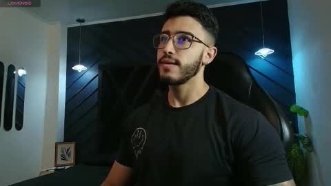 LIAM KLEIN online show from March 2026 11:33:02 AM