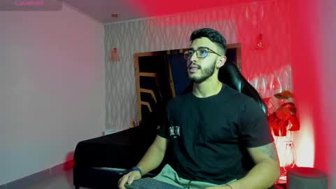 LIAM KLEIN online show from April 2026 11:31:01 AM