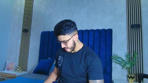 Snapshot of liam_kleiin chatting on June 2026 11:15:02 AM LIAM KLEIN online show from June 2026 11:15:02 AM
