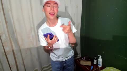 liam_oasiss online show from February 2025 04:36:02 AM