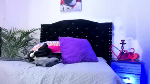 Call me Lian online show from May 2026 12:23:01 PM