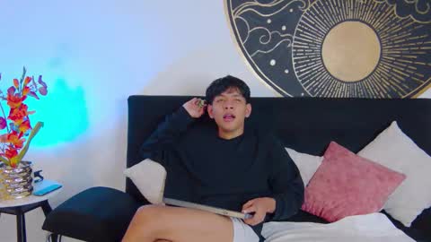 Liam online show from February 2026 07:43:01 PM