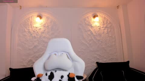 Liam online show from April 2026 12:10:01 PM