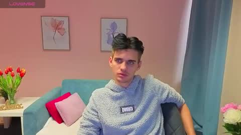 liammerci online show from November 2025 12:26:01 PM