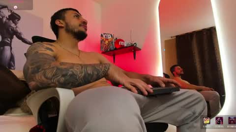 Snapshot of liamreigns_ chatting on July 2026 05:02:02 AM liam online show from July 2026 05:02:02 AM