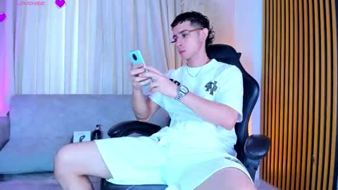 Snapshot of liamvegaa_ chatting on February 2026 02:47:01 PM Liam online show from February 2026 02:47:01 PM