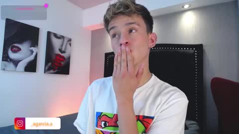 liam online show from February 2026 04:42:02 AM