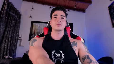 liamwyatt_ online show from December 2024 03:18:02 AM