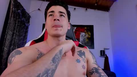 liamwyatt_ online show from March 2025 03:51:02 AM