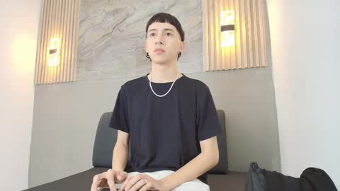 Snapshot of lian_cameron chatting on January 2026 03:32:01 AM lian_cameron online show from January 2026 03:32:01 AM