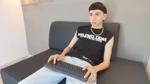 Snapshot of lian_cameron chatting on January 2026 03:56:02 AM lian_cameron online show from January 2026 03:56:02 AM