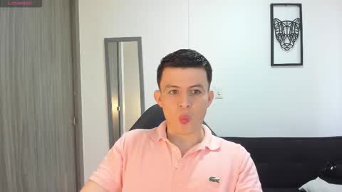 lian_eathan online show from October 2025 10:10:01 PM