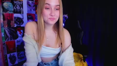 Liana online show from January 2025 12:47:02 PM