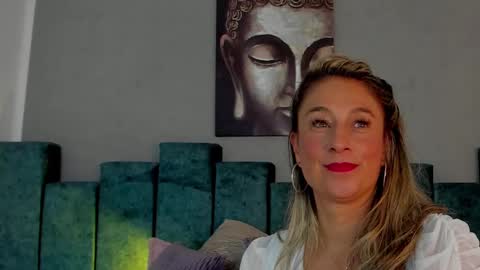 Snapshot of liannaa_ chatting on March 2025 01:25:02 AM Lian online show from March 2025 01:25:02 AM
