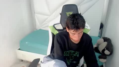 Snapshot of liarr_ chatting on February 2026 08:29:02 PM LIAR online show from February 2026 08:29:02 PM