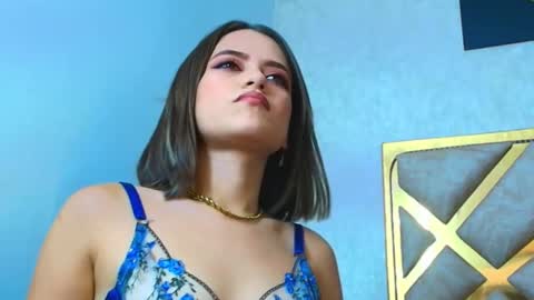 liaross online show from January 2025 10:41:01 PM