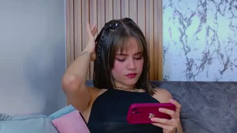 liaross online show from October 2025 02:08:02 AM