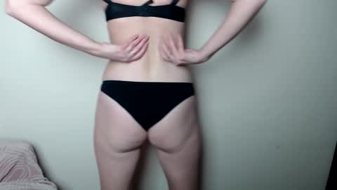 Lia online show from February 2026 01:23:02 PM