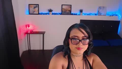 Snapshot of liascarlett chatting on December 2024 06:41:01 PM LiaScarlett online show from December 2024 06:41:01 PM