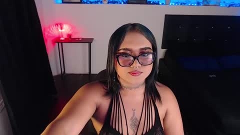 Snapshot of liascarlett chatting on December 2024 11:06:02 PM LiaScarlett online show from December 2024 11:06:02 PM