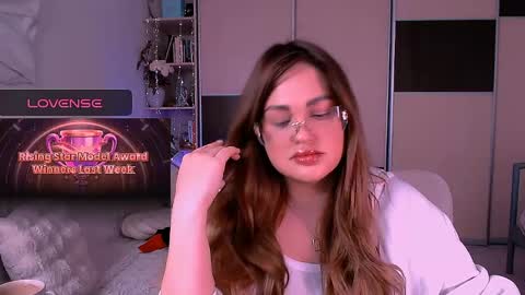 libra_mia online show from April 2026 11:48:01 AM