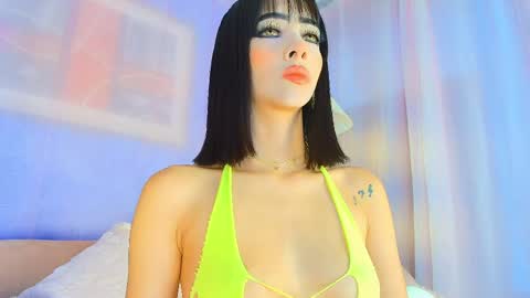 Valentina Hall online show from May 2026 11:37:02 AM