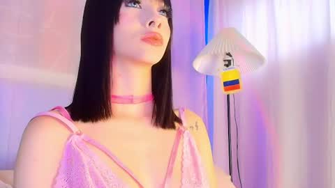 Valentina Hall online show from July 2026 12:43:01 PM