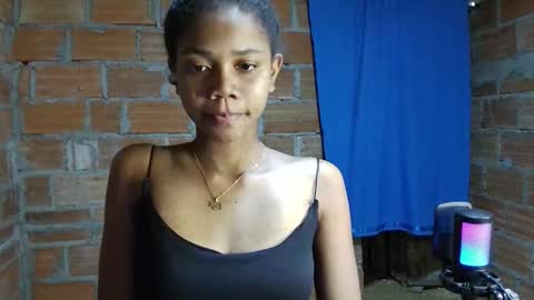 lucia online show from December 2025 08:37:02 PM