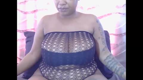 lickabletash98 online show from October 2025 07:18:02 AM