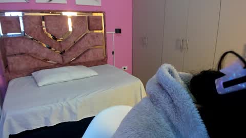 licky_lov online show from January 2026 12:20:01 PM