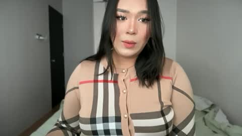 Snapshot of lifeisbeautifulwith__maxine chatting on July 2026 12:19:01 AM Maxine online show from July 2026 12:19:01 AM