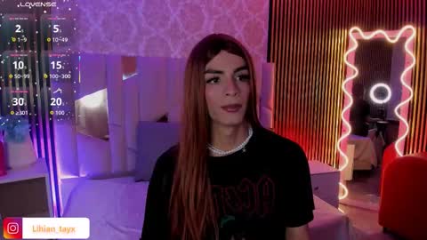 LIHIAN online show from October 2025 03:53:02 AM