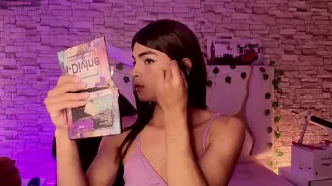 LIHIAN online show from February 2026 12:26:01 PM