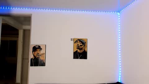 liiam_jesus online show from December 2025 03:37:02 AM