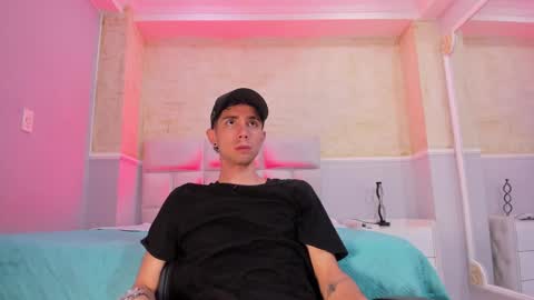 Snapshot of liiamhudson_ chatting on February 2025 09:26:02 AM L I I A M online show from February 2025 09:26:02 AM