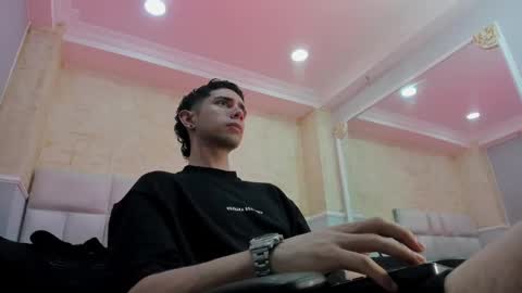 Snapshot of liiamhudson_ chatting on February 2025 10:21:01 AM L I I A M online show from February 2025 10:21:01 AM