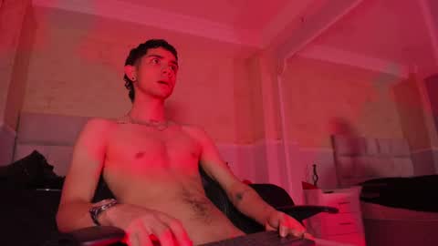 Snapshot of liiamhudson_ chatting on February 2025 10:27:02 AM L I I A M online show from February 2025 10:27:02 AM