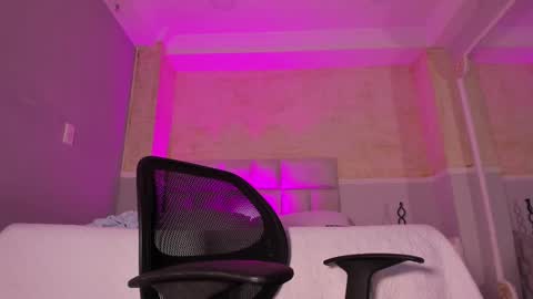 Snapshot of liiamhudson_ chatting on March 2025 08:35:01 AM L I I A M online show from March 2025 08:35:01 AM