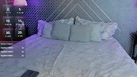 Lilith online show from September 2025 08:00:02 PM