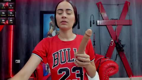 Nini - online show from November 2025 01:15:01 PM