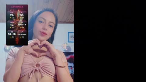 Snapshot of lika_little3 chatting on February 2026 02:43:02 AM Liika online show from February 2026 02:43:02 AM