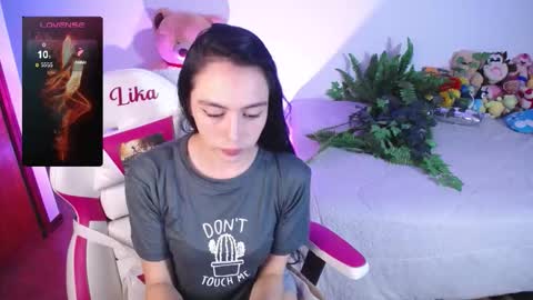 Snapshot of lika_little3 chatting on February 2026 01:09:01 AM Liika online show from February 2026 01:09:01 AM