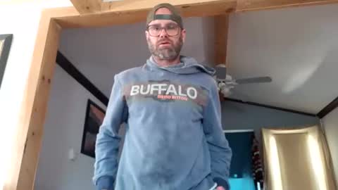 St pierre online show from April 2026 04:48:02 PM