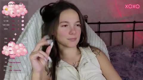 little moon online show from October 2025 04:52:02 PM