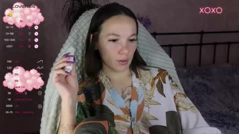 little moon online show from November 2025 10:52:02 PM